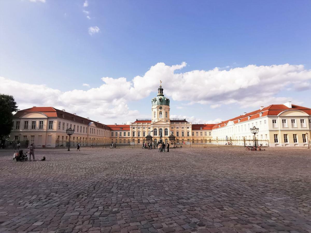 Kvh By Rockchair Apartments L Superhost Status L Boxspringbett Am Schloss Charlottenburg Welcomes You! Berlin Extérieur photo