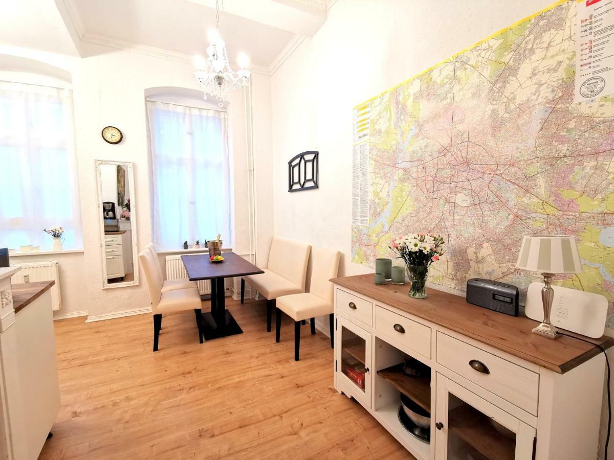 Kvh By Rockchair Apartments L Superhost Status L Boxspringbett Am Schloss Charlottenburg Welcomes You! Berlin Extérieur photo